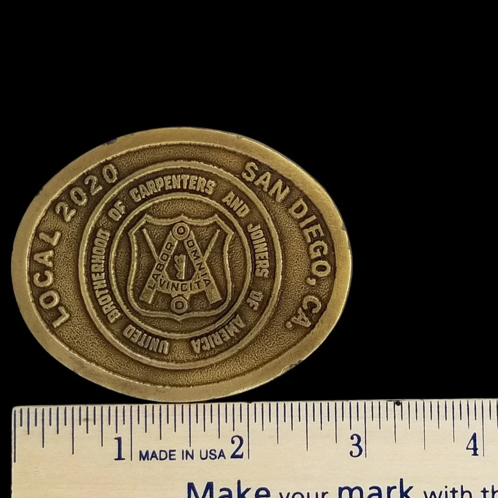 Local‎ 2020 Carpenters Union Belt Buckle San Diego CA Dennis L. Bong AFL-CIO